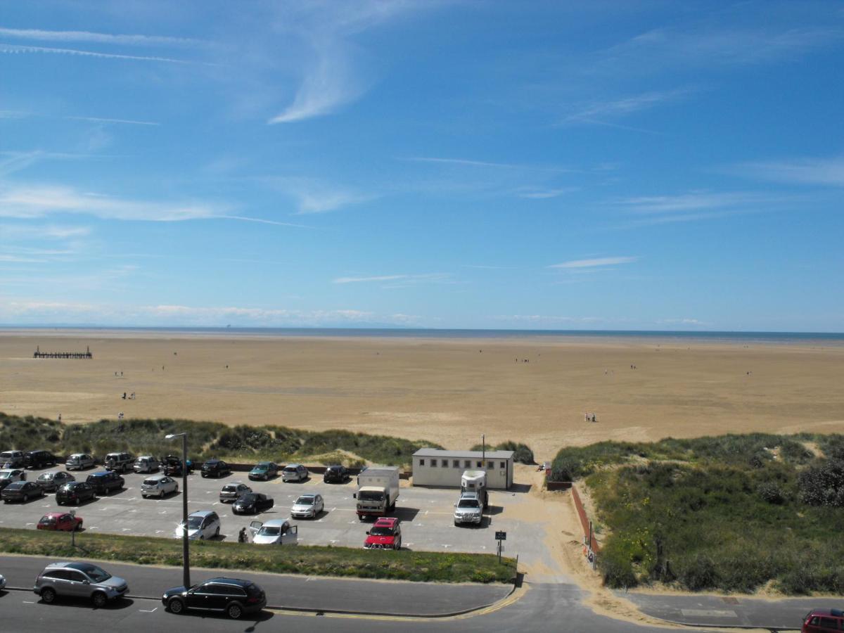 Monterey Beach Hotel Lytham St Annes Exterior photo